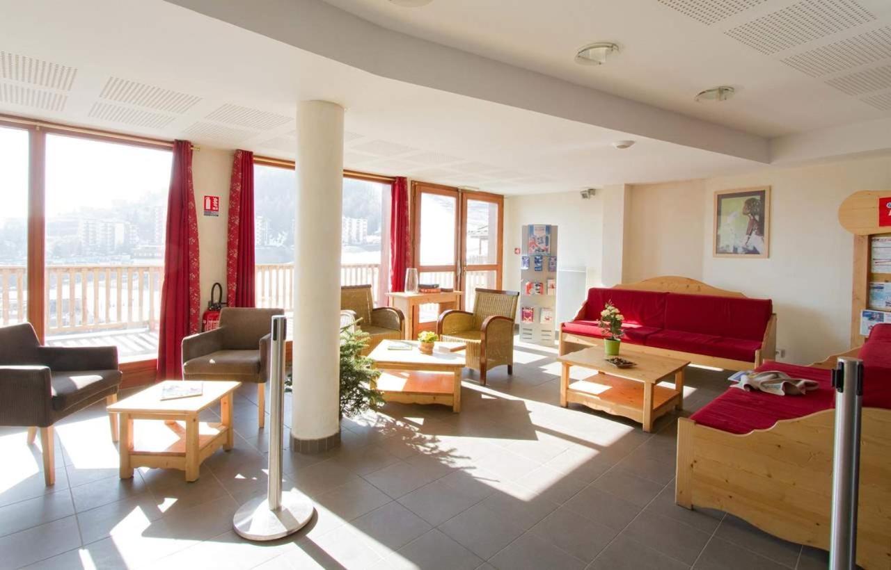 Appartement 6 places aux pieds des pistes avec piscine, wifi et parking privé PMR Orcières Exterior foto