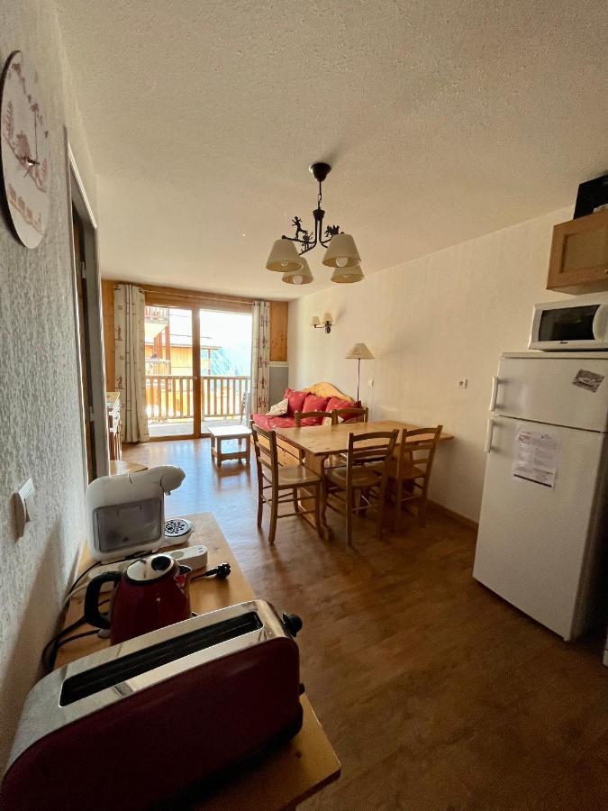 Appartement 6 places aux pieds des pistes avec piscine, wifi et parking privé PMR Orcières Exterior foto
