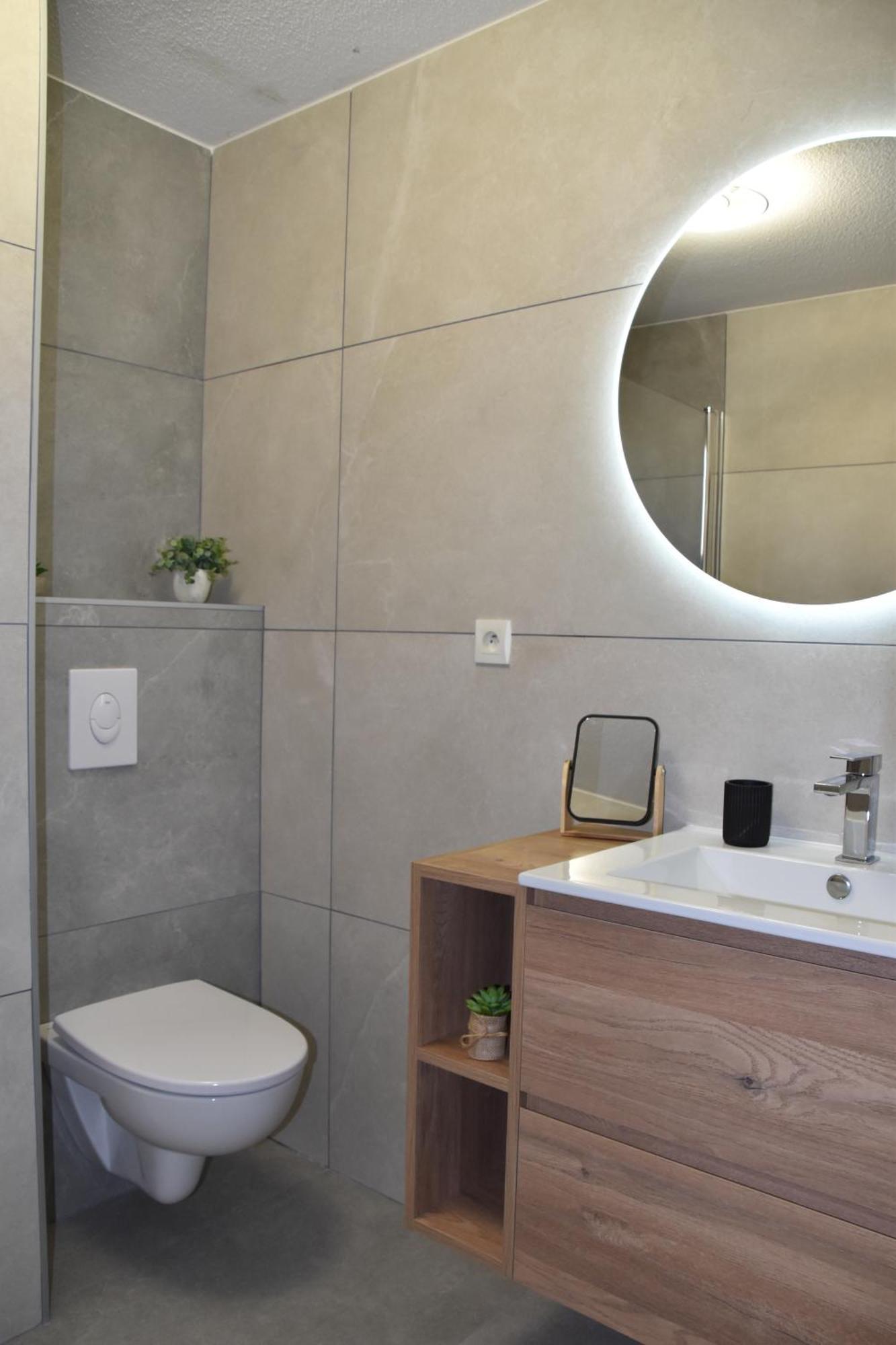Appartement 6 places aux pieds des pistes avec piscine, wifi et parking privé PMR Orcières Exterior foto