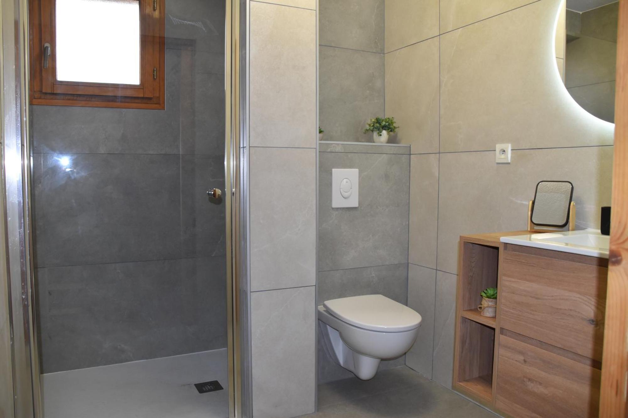 Appartement 6 places aux pieds des pistes avec piscine, wifi et parking privé PMR Orcières Exterior foto
