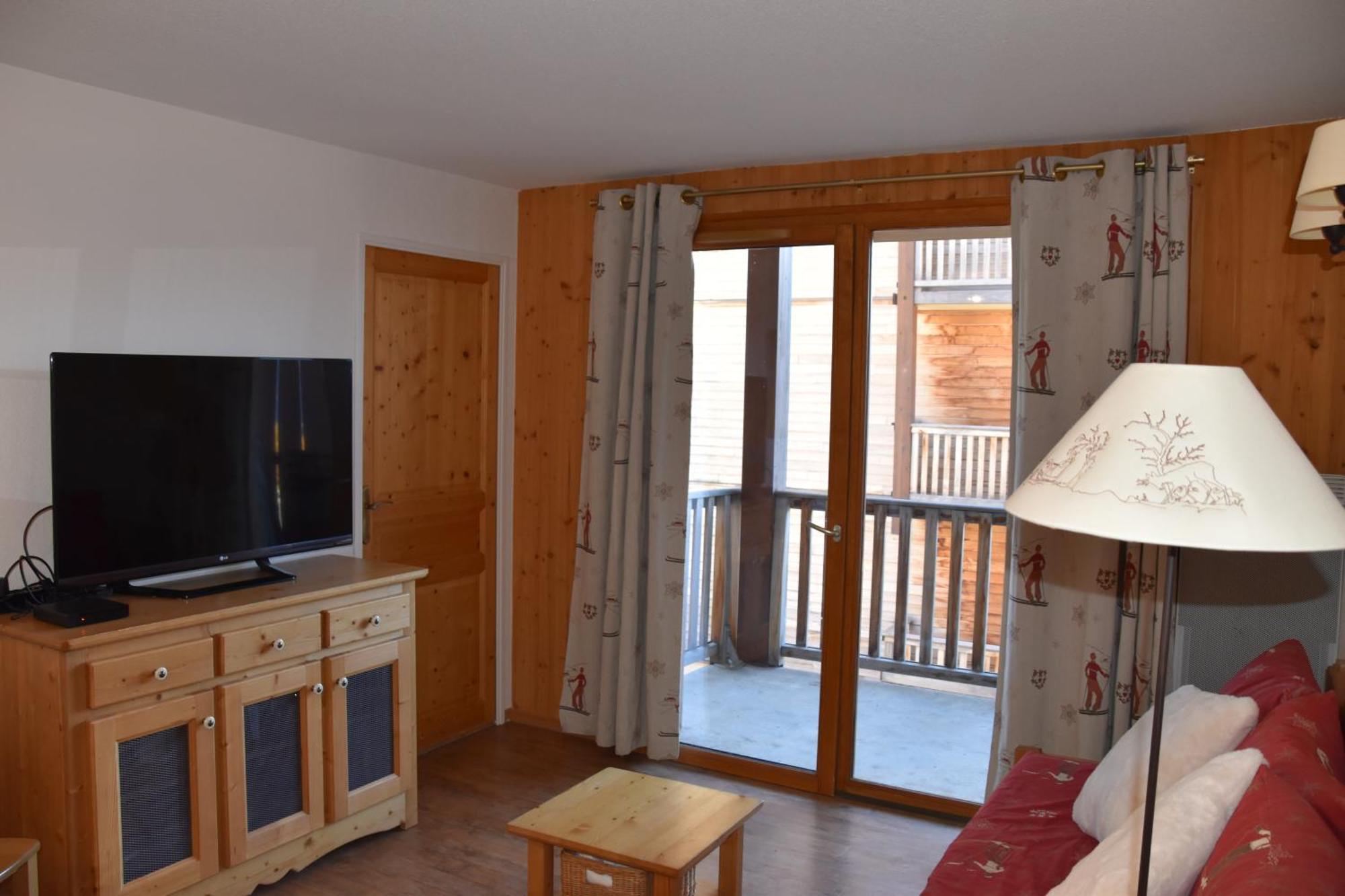 Appartement 6 places aux pieds des pistes avec piscine, wifi et parking privé PMR Orcières Exterior foto